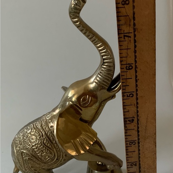 Metal elephant figurine - Picture 3 of 10